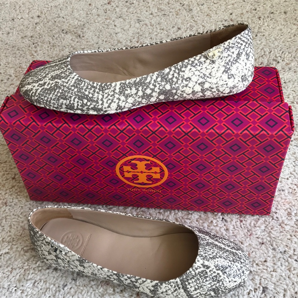 NWT Tory Burch Ballet flats